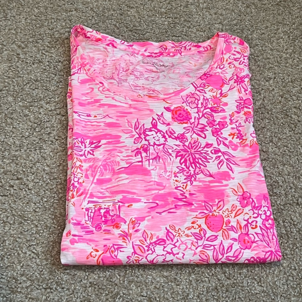 Lilly Pulitzer tee- EUC - Picture 1 of 3